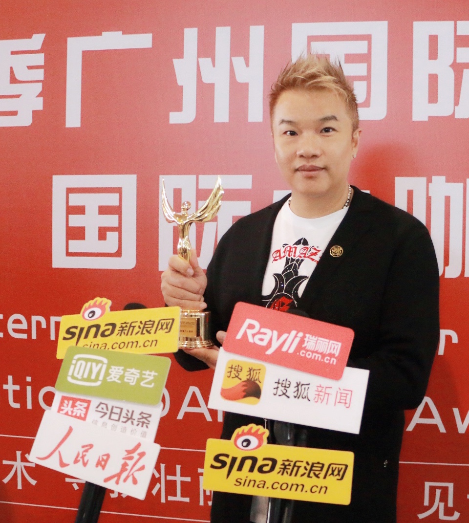 恭喜曾校长荣获“一带一路” 国际大咖秀【最佳艺术影响力人物奖】