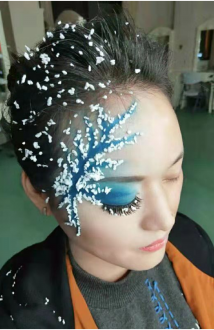 人体美的艺术—彩妆，让你精致迷人美炸天！