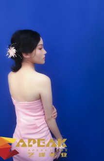 粉色晚礼妆造型分享